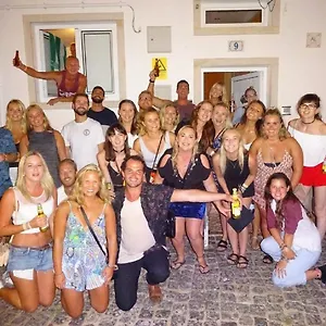 https://cloud-9-hostel.hotelaalgarve.com
